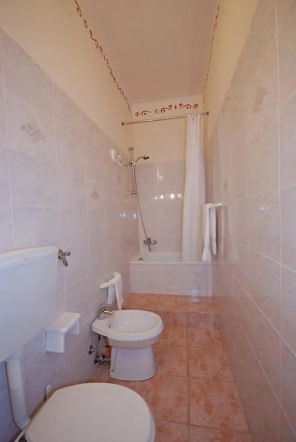 Farm stay Agriturismo Buen Camino Scarlino Italy